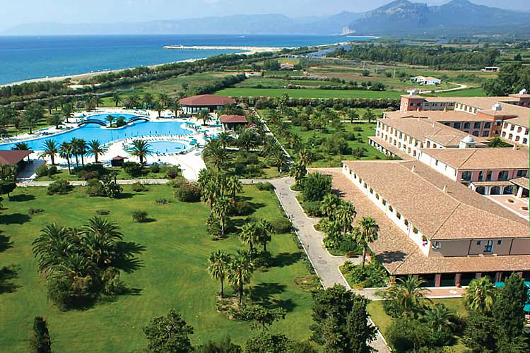 MGC Resort****soggiorno mare in Sardegna situato nel Golfo di Orosei